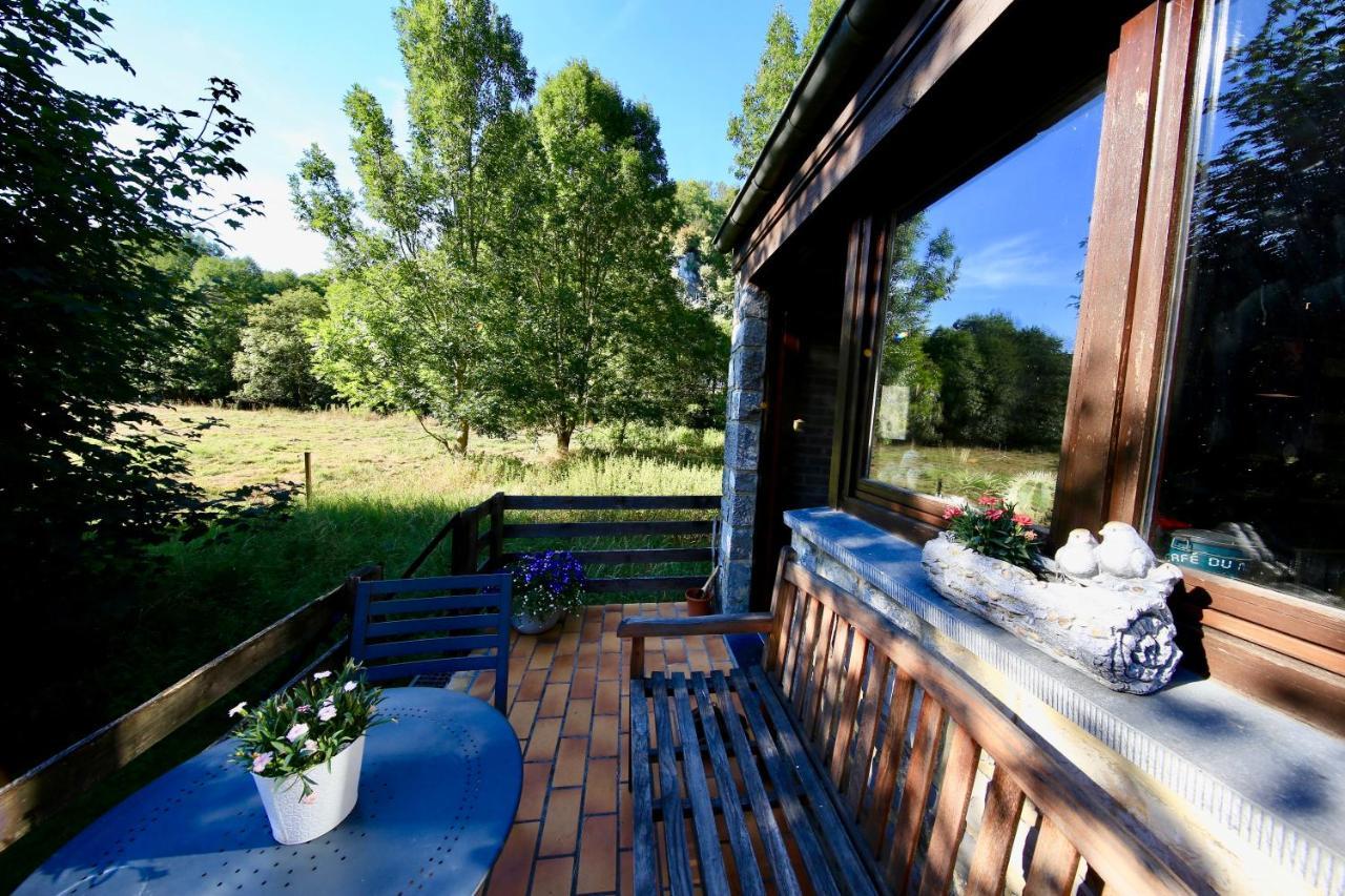 Le Samson Villa Nameche Exteriör bild